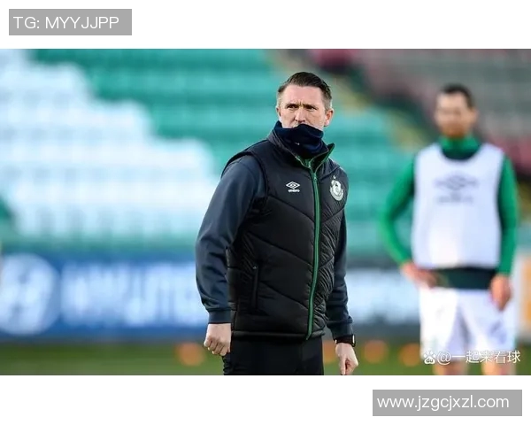 爱尔兰足球明星基恩的传奇生涯与对足球的热爱之路